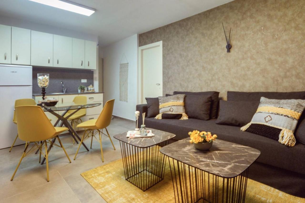 Authentic One Bedroom Apartment In City Center Иерусалим Экстерьер фото